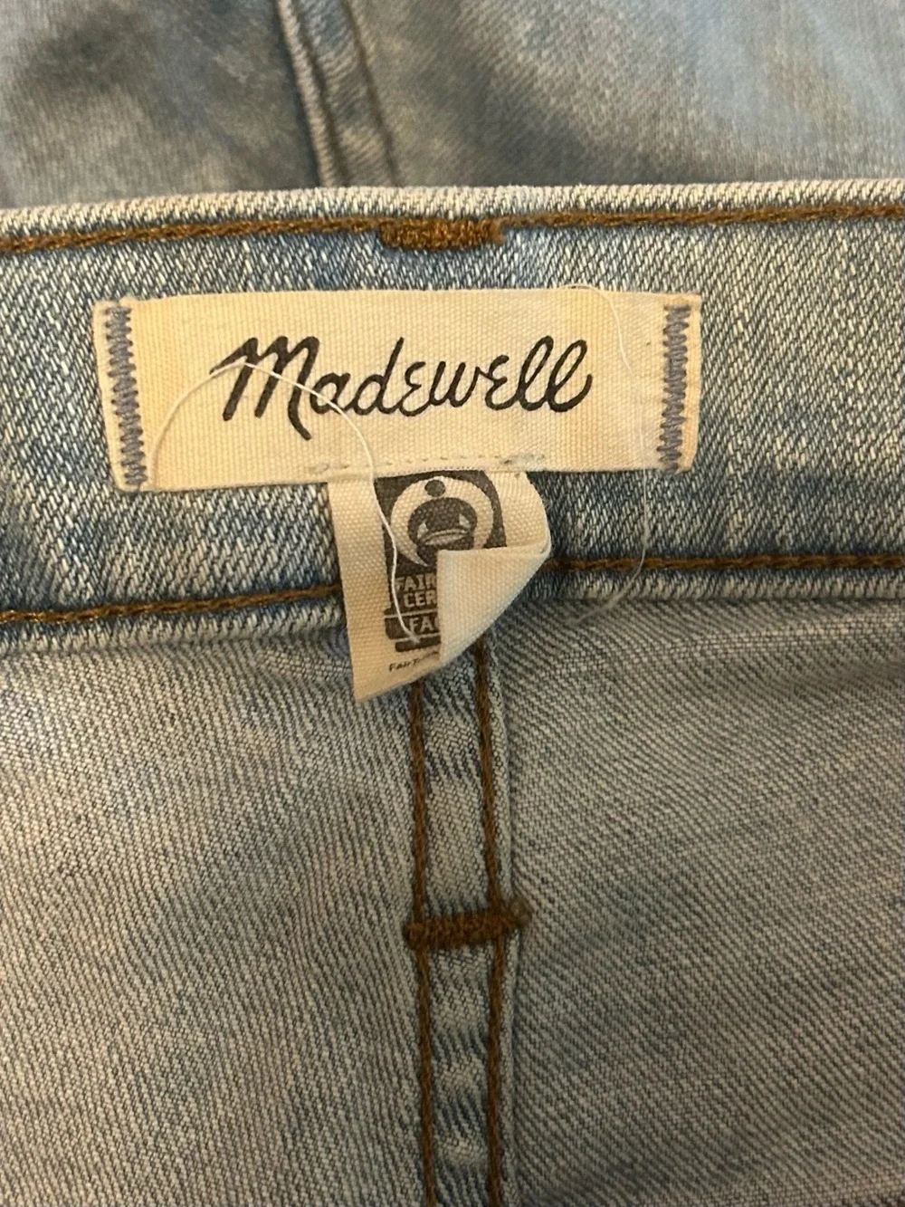 Madewell 9” High-Rise Skinny Crop Distressed Jeans in a light wash denim SZ‎ 31